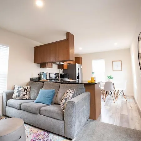2-Bedroom Slo Bungalow House